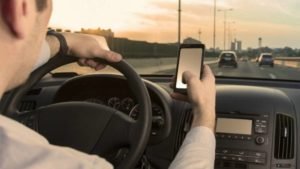 conducción distraída